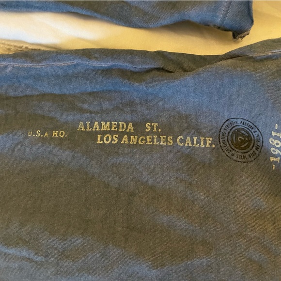 Super Soft, Ultra Cool Guess in Grey - Picture 2 of 4